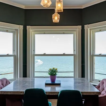 Luxury Duplex Penthouse On The Beach With Panoramic Sea Views Herne Bay Exterior photo