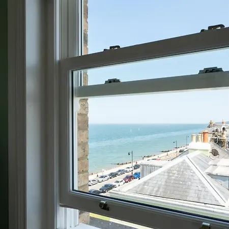 Luxury Duplex Penthouse On The Beach With Panoramic Sea Views Herne Bay Exterior photo